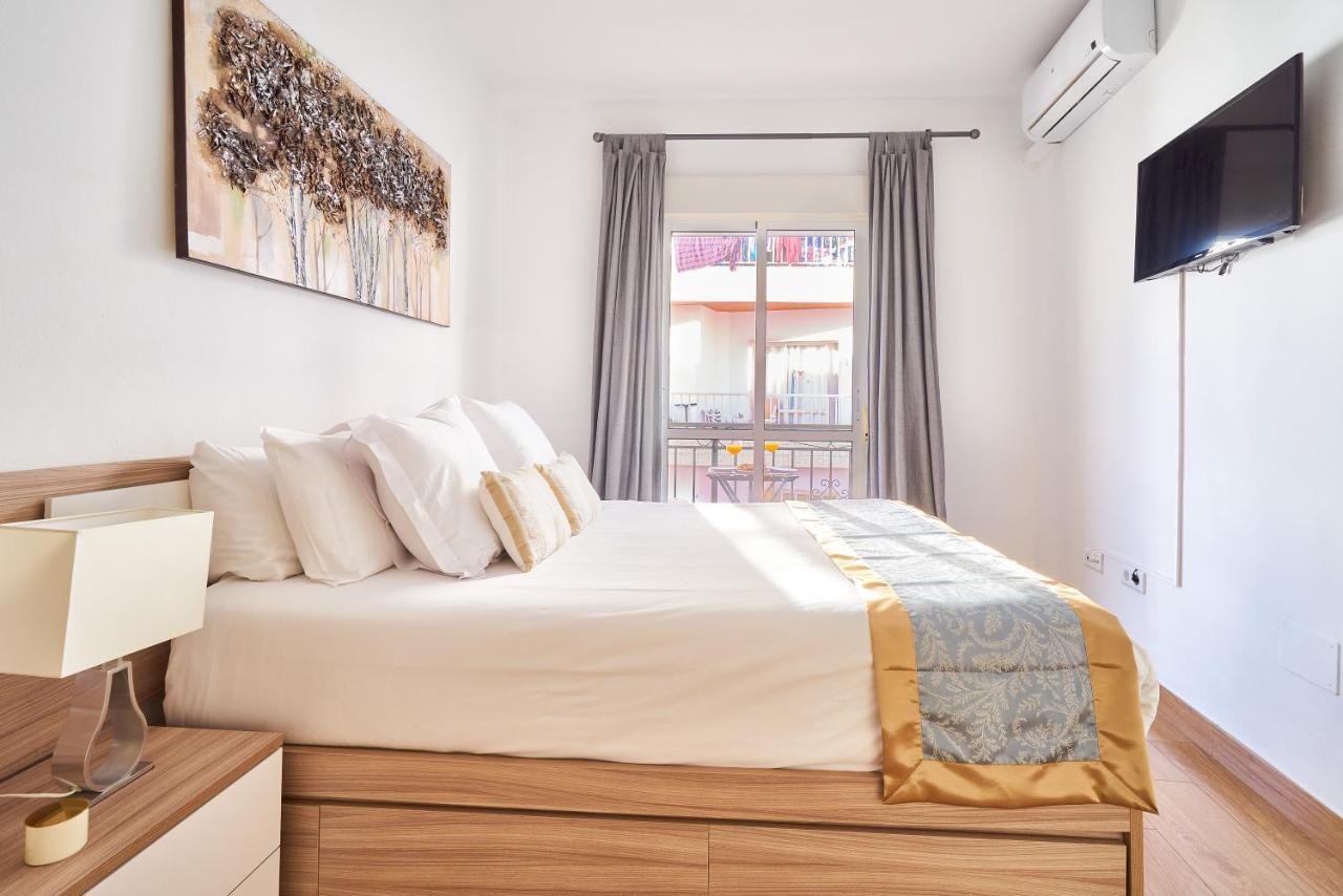 Picasso 1 Apartment ฟูเอนฮิโรลา ภายนอก รูปภาพ