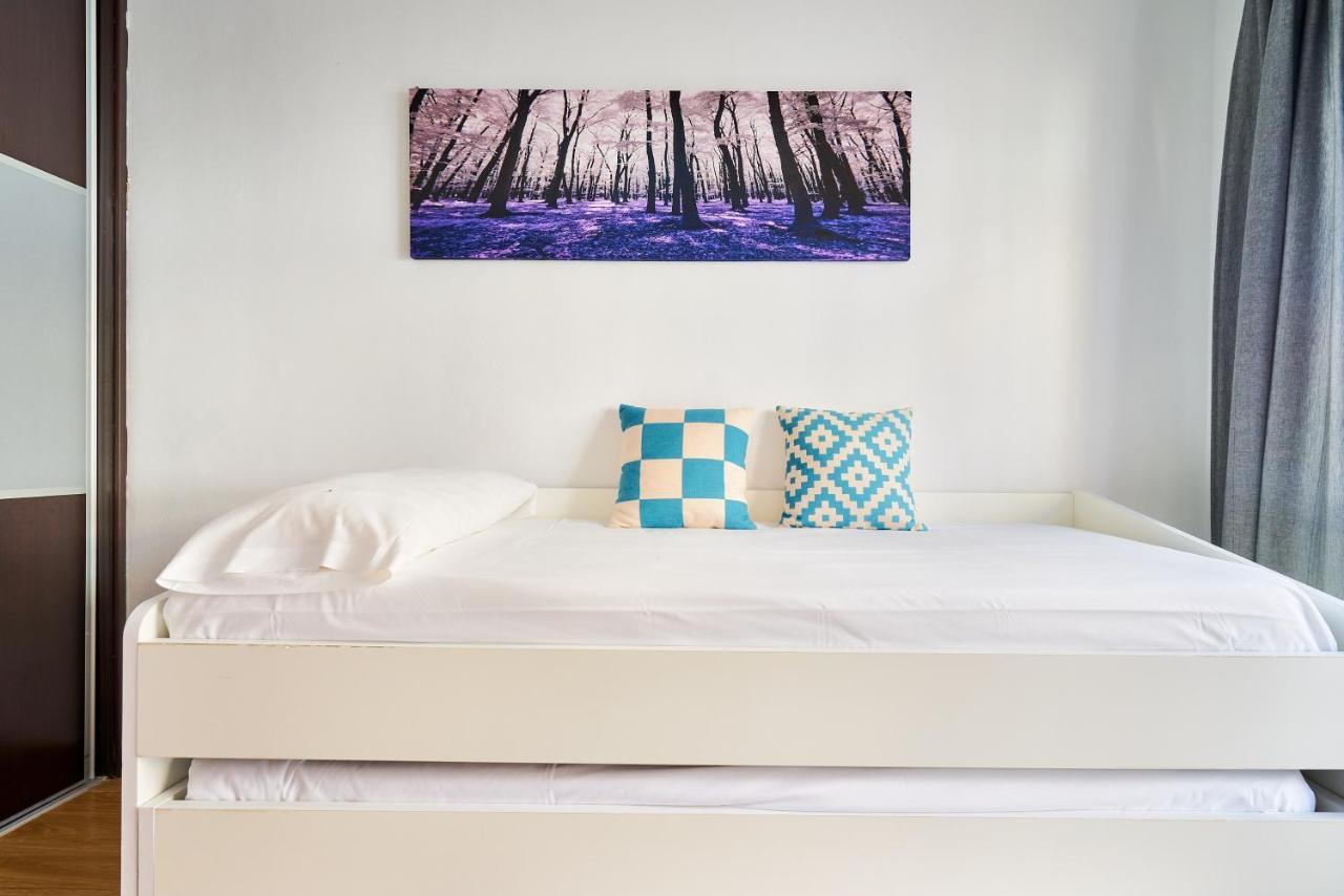 Picasso 1 Apartment ฟูเอนฮิโรลา ภายนอก รูปภาพ